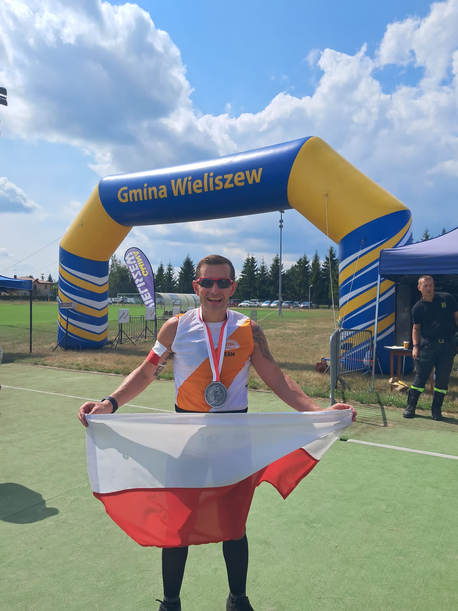 Ultra Maraton Powstańca Warszawskiego na 63km.